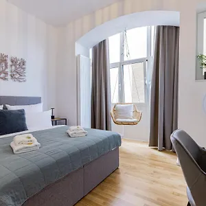 https://lamiacasa.stuttgart-hotel.com